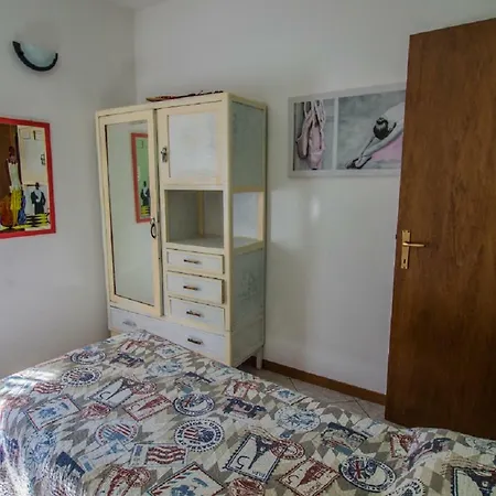 Casa Molteni ميزّيجرا